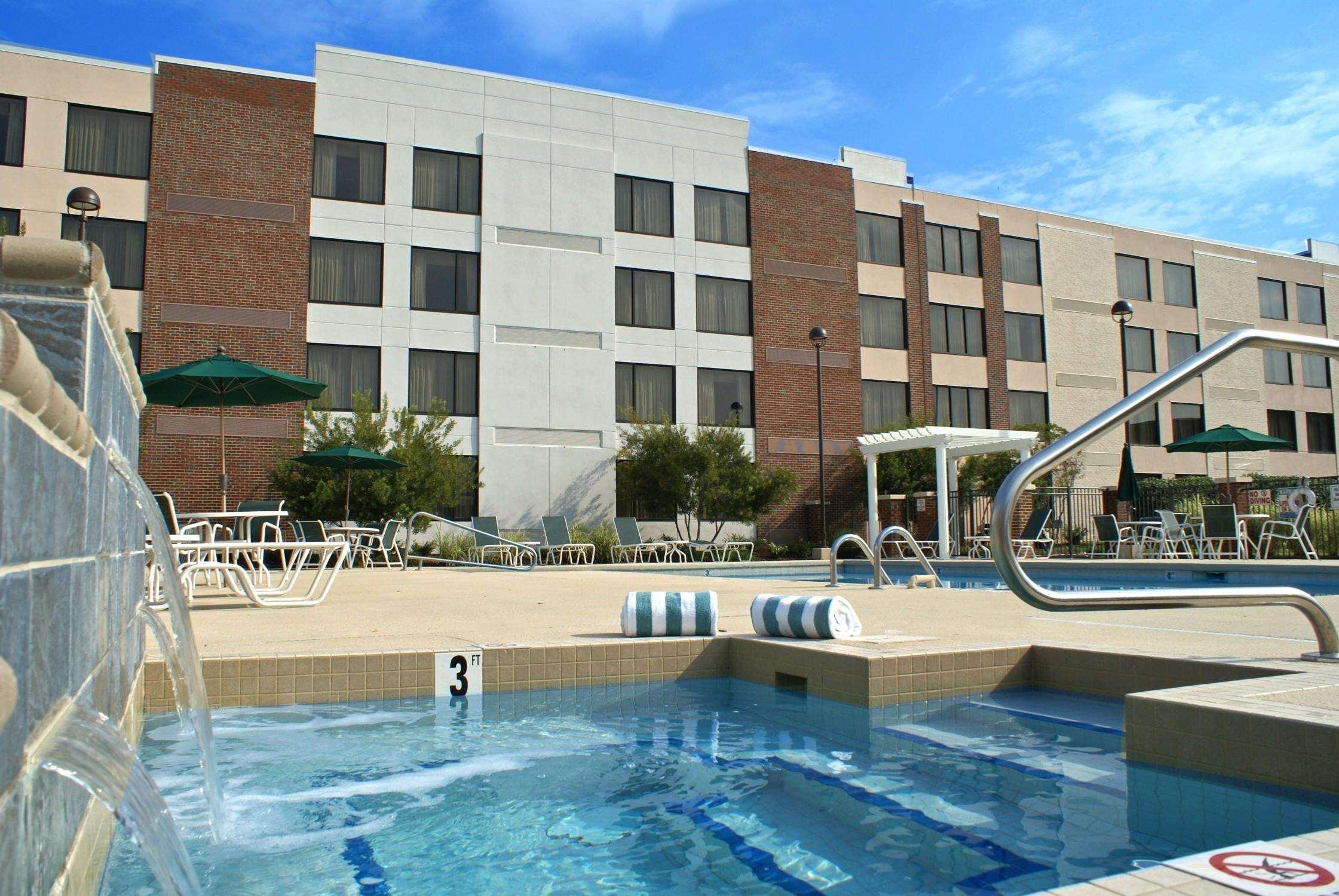 Doubletree By Hilton Rocky Mount Hotel Exterior foto